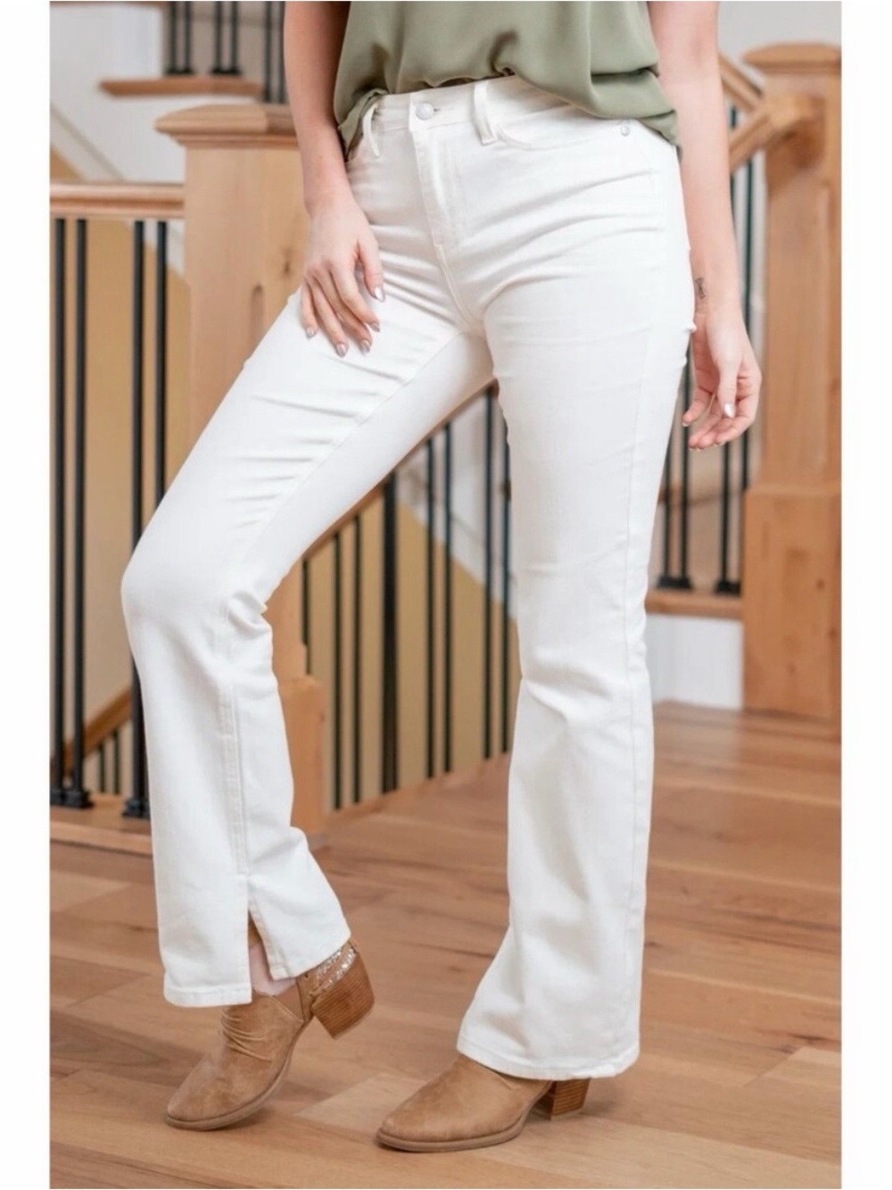 Judy Blue 13/31 White Lila Mid Rise Split Hem Bootcut Jeans NEW - Picture 2 of 12